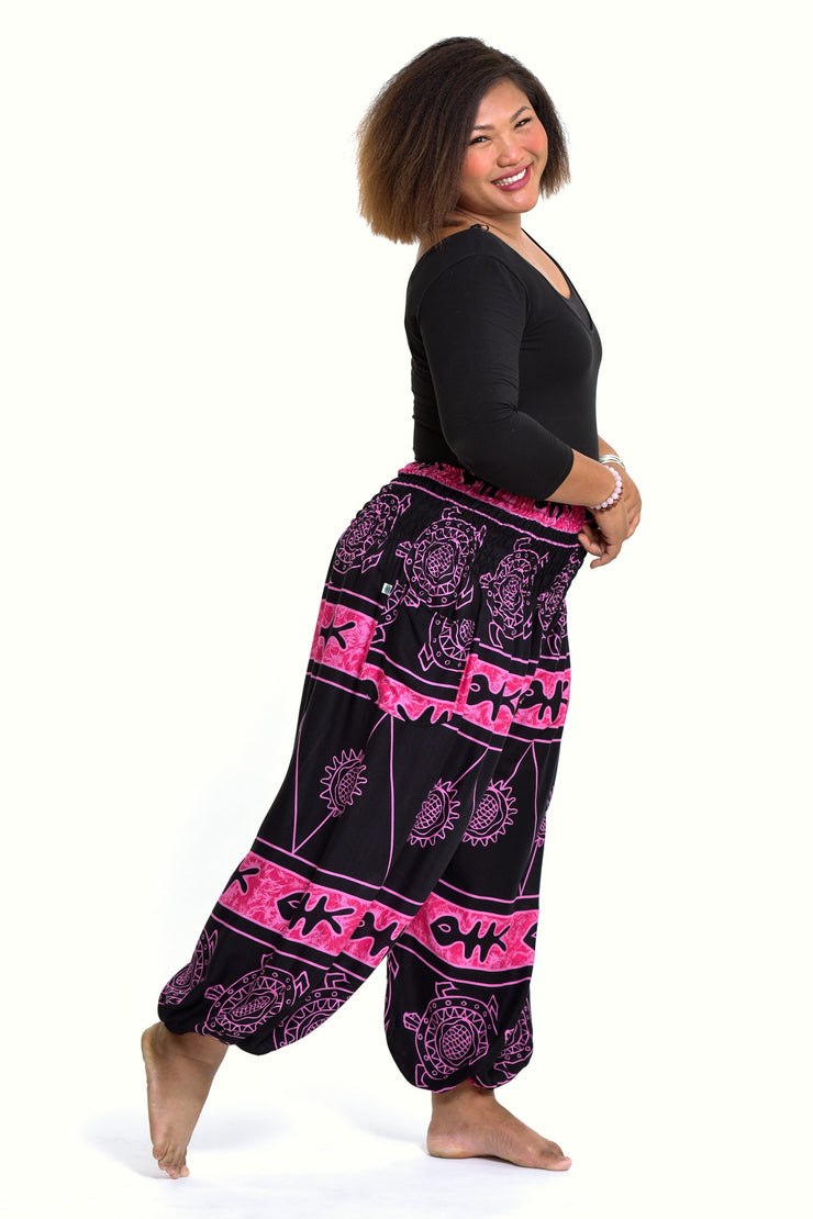 Plus Size Turtle Print Women's Harem Pants in Pink