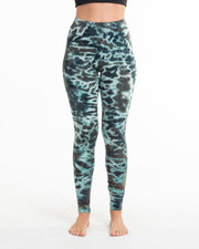 Marble Tie Dye Cotton Leggings in Malachite Green