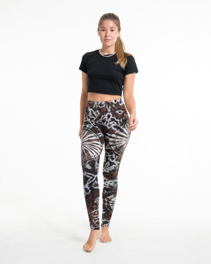 Swirls Tie Dye Cotton Leggings in Brown